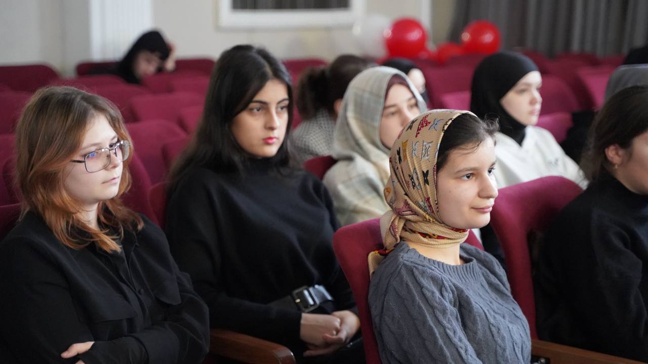 Сегодня - по одному из важнейших научных исламских направлений - Фикху